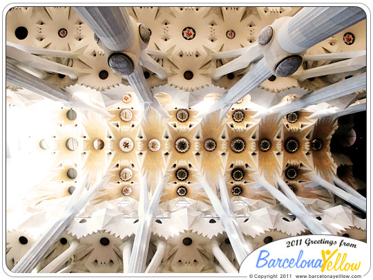 La Sagrada Familia interior ceiling