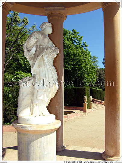 Labyrinth Park Horta Barcelona