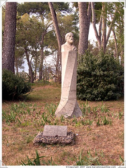 Bust of Gauid near Crypt of Colonia Guell