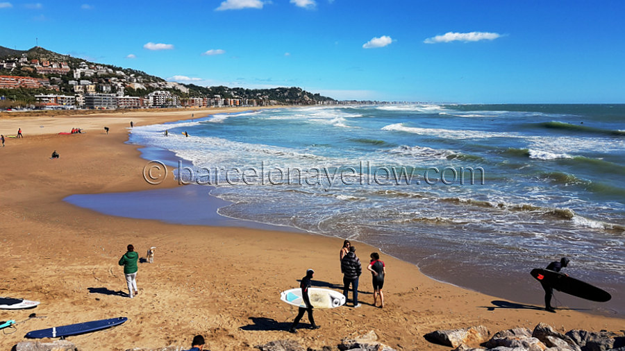 900x506_castelldefels_surfing_spot_port_ginesta