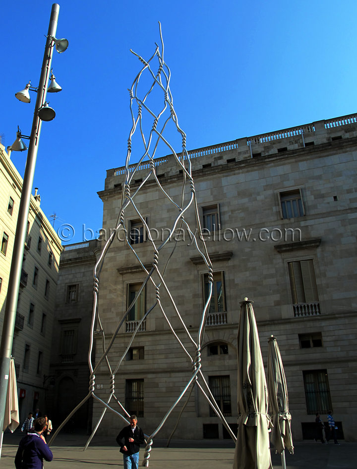 monument_castellers_placa_de_sant_miquel_barcelona