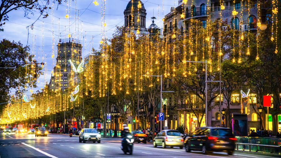 barcelona_christmas_lights_900x506px