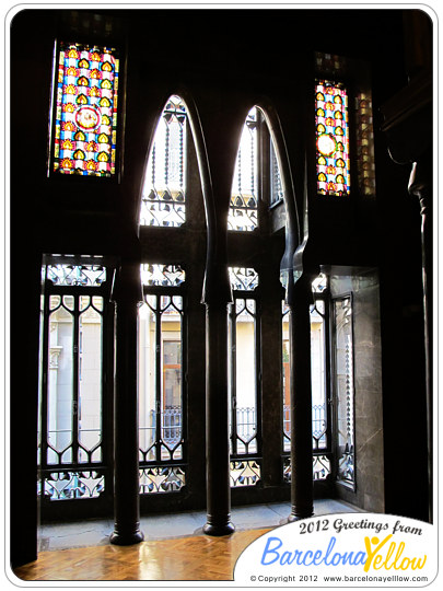 palau_guell_gallery_exterior