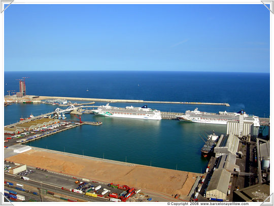 Montjuic Castle - view cruise ships