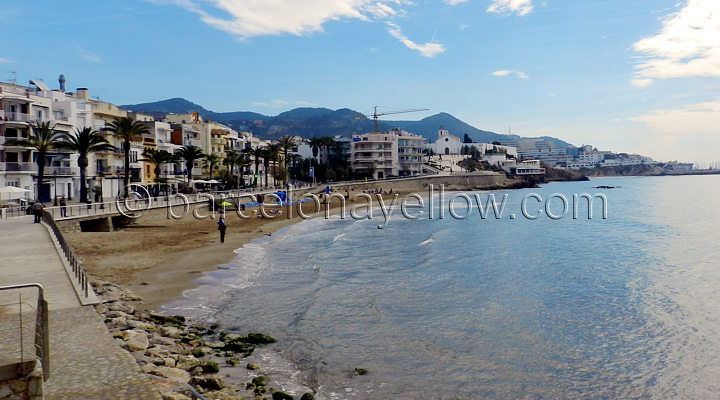 sitges_san-sebastia_beach